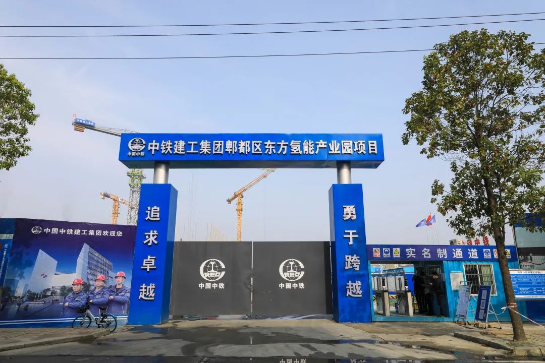 ����ɫ�ⶼ���ص���Ŀ������������������������ۯ���������ƽ����ܹ�ҵ��Ȧǿ��