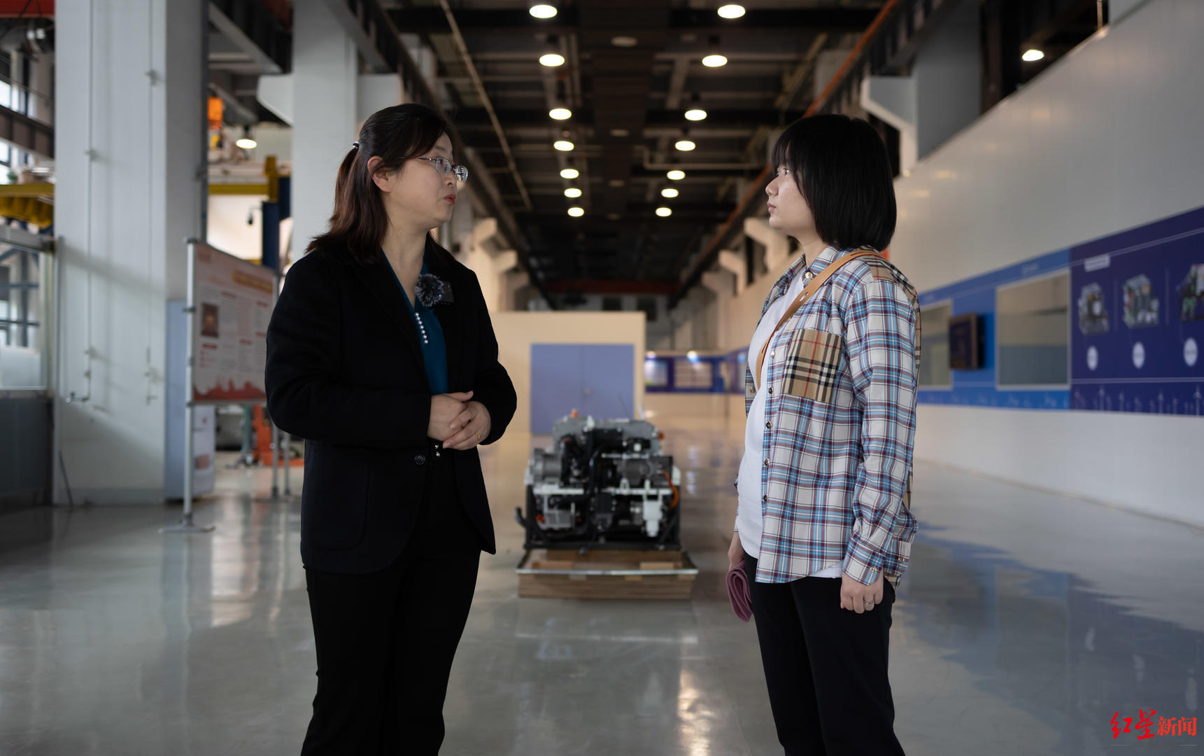 ��ɶ���������������δ�� | �ɶ���������ҵ��Ȧǿ���˲����롱��ѡ�߶��ȣ�12���ᴺ������������ͬ���ǡ�����